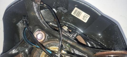 Ступица левая передняя TOYOTA YARIS MXPH10 5 ракурс
