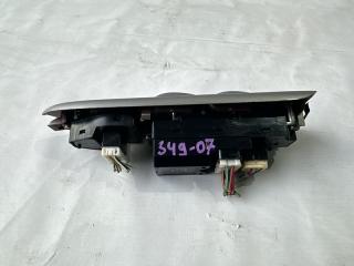 Блок упр. стеклоподьемниками правый передний MAZDA PREMACY CP8W C8H-D171 2 ракурс