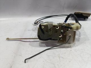 Замок двери левый передний TOYOTA HARRIER SXU15 5 ракурс Замок двери левый передний TOYOTA HARRIER SXU15 5 ракурс
