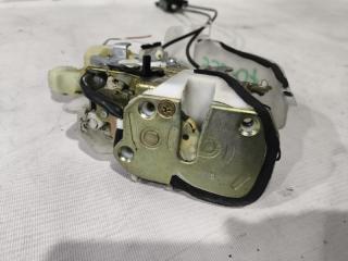 Замок двери правый задний TOYOTA HARRIER MCU10 4 ракурс