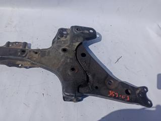 Балка под двс TOYOTA COROLLA SPACIO AE115 3 ракурс Балка под двс TOYOTA COROLLA SPACIO AE115 3 ракурс