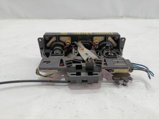 Климат-контроль ISUZU BIGHORN UBS69DW 526180-5522 3 ракурс