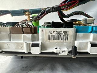 Спидометр TOYOTA CROWN GS131 83200-30331 2 ракурс