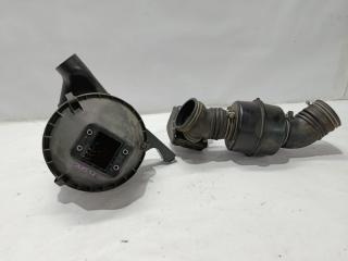 Корпус воздушного фильтра TOYOTA CROWN GS131 4 ракурс