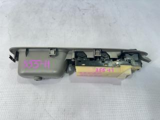 Блок упр. стеклоподьемниками правый передний TOYOTA VISTA ARDEO ZZV50 550-0T11 4 ракурс