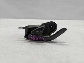 Ручка двери внутренняя левая задняя MAZDA TRIBUTE EPEW 1 ракурс Ручка двери внутренняя левая задняя MAZDA TRIBUTE EPEW 1 ракурс