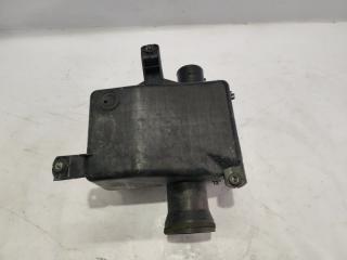 Корпус воздушного фильтра TOYOTA LAND CRUISER UZJ100 22204-75020 4 ракурс