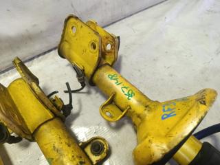 Стойка HONDA STEPWGN RF3 2 ракурс