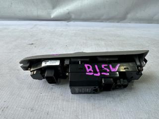 Блок упр. стеклоподьемниками правый передний MAZDA FAMILIA S-WAGON BJ5W B30D-66-350 2 ракурс
