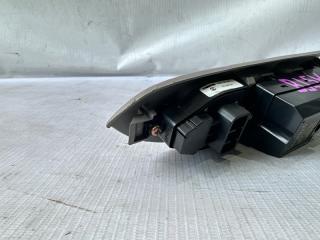 Блок упр. стеклоподьемниками правый передний MAZDA FAMILIA S-WAGON BJ5W B30D-66-350 4 ракурс