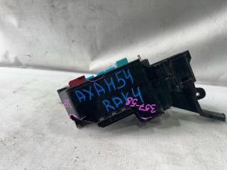 Блок предохранителей TOYOTA RAV4 AXAH54 5 ракурс