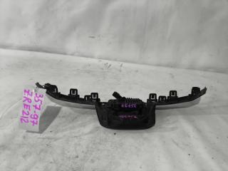 Решетка радиатора TOYOTA COROLLA ZRE212 88210-33120 4 ракурс