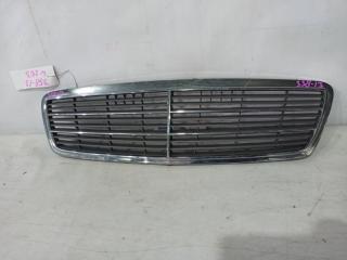 Решетка радиатора MERCEDES-BENZ C-CLASS W203 2 ракурс