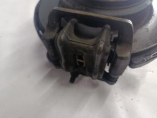 Ступица правая задняя HONDA STEPWGN RF2 3 ракурс