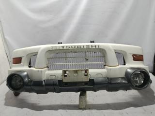 Бампер передний MITSUBISHI DELICA PD8W 1 ракурс