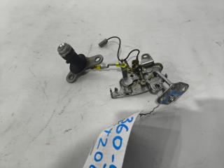 Замок багажника TOYOTA CARINA ED ST200 5 ракурс Замок багажника TOYOTA CARINA ED ST200 5 ракурс