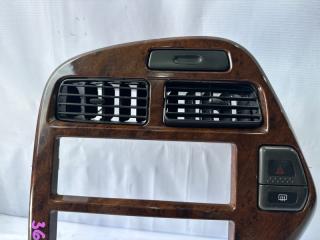 Консоль магнитофона NISSAN TERRANO R50 68260-0W700 3 ракурс