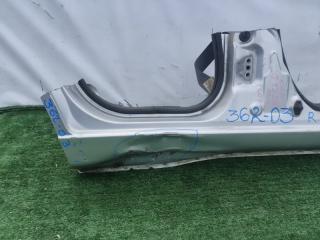 Порог кузова правый TOYOTA CAMI J122E 3 ракурс Порог кузова правый TOYOTA CAMI J122E 3 ракурс