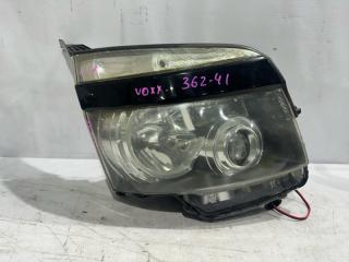 Запчасть фара правая TOYOTA VOXY