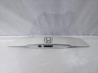 Накладка 5-й двери HONDA SHUTTLE GK8 1 ракурс