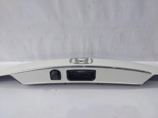 Накладка 5-й двери HONDA SHUTTLE GK8 4 ракурс