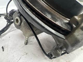 Ступица правая задняя TOYOTA CELSIOR UCF31 2 ракурс