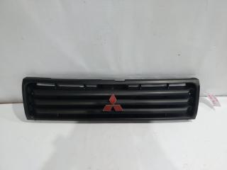 Решетка радиатора MITSUBISHI PAJERO V26W MB645720 2 ракурс