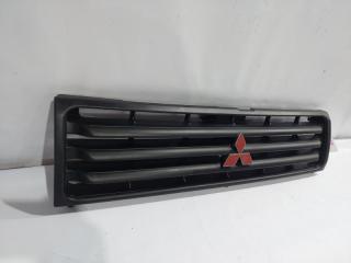 Решетка радиатора MITSUBISHI PAJERO V26W MB645720 4 ракурс