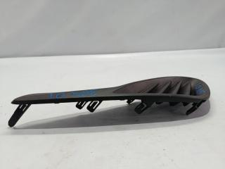 Заглушка бампера правая передняя TOYOTA AQUA NHP10 52711-52080 3 ракурс