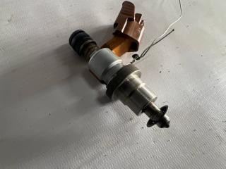 Инжектор TOYOTA BREVIS JCG11 2JZ-FSE 2325046140 2 ракурс