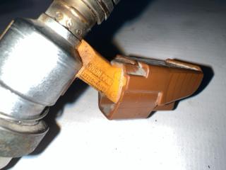 Инжектор TOYOTA BREVIS JCG11 2JZ-FSE 2325046140 3 ракурс