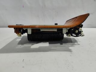 Консоль кпп TOYOTA CROWN MAJESTA UZS186 3 ракурс Консоль кпп TOYOTA CROWN MAJESTA UZS186 3 ракурс