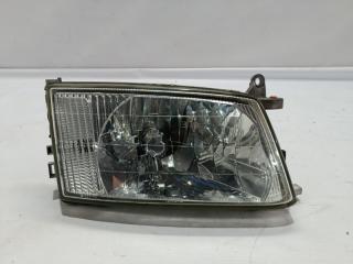 Запчасть фара правая TOYOTA HIACE REGIUS