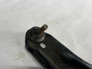 Рычаг правый передний TOYOTA VITZ SCP10 3 ракурс