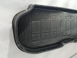 Коврик багажника TOYOTA NOAH AZR60 2 ракурс