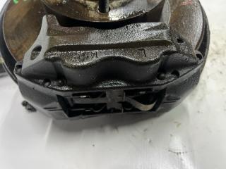 Ступица левая передняя TOYOTA LAND CRUISER PRADO KZJ95 3 ракурс Ступица левая передняя TOYOTA LAND CRUISER PRADO KZJ95 3 ракурс