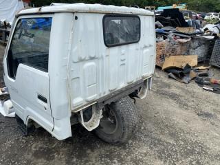Кабина TOYOTA HIACE LH90 2L 4 ракурс