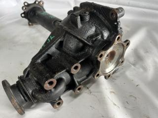Редуктор передний TOYOTA LITE ACE CR52 5 ракурс Редуктор передний TOYOTA LITE ACE CR52 5 ракурс