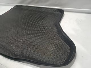 Коврик багажника TOYOTA PRIUS ZVW30 3 ракурс