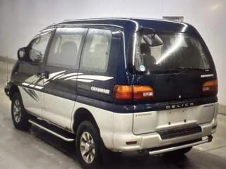 Двигатель MITSUBISHI DELICA PE8W 4M40T 3 ракурс