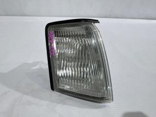 Запчасть габарит правый TOYOTA CROWN