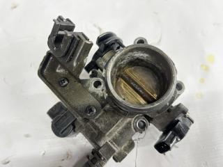 Дроссельная заслонка TOYOTA MARK II GX105 1G-FE 22210-195900 2 ракурс