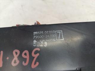 Климат-контроль NISSAN BLUEBIRD HU13 28525-0E010 3 ракурс