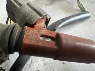 Топливная рейка MAZDA DEMIO DW3W B3 195500-3020 5 ракурс