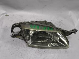 Фара правая MAZDA PREMACY CP8W P0286 2 ракурс