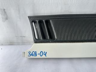 Решетка радиатора MITSUBISHI DELICA P25W MB683021 2 ракурс