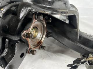Ступица задняя левая CROWN JZS143 2JZ-GE
