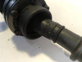 Карданный вал TOYOTA HARRIER MCU15 1MZ-FE 4 ракурс Карданный вал TOYOTA HARRIER MCU15 1MZ-FE 4 ракурс
