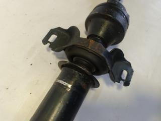 Карданный вал TOYOTA HARRIER MCU15 1MZ-FE 5 ракурс Карданный вал TOYOTA HARRIER MCU15 1MZ-FE 5 ракурс
