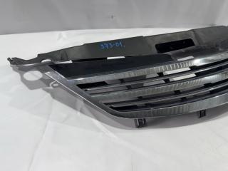 Решетка радиатора NISSAN TIIDA C11 2 ракурс